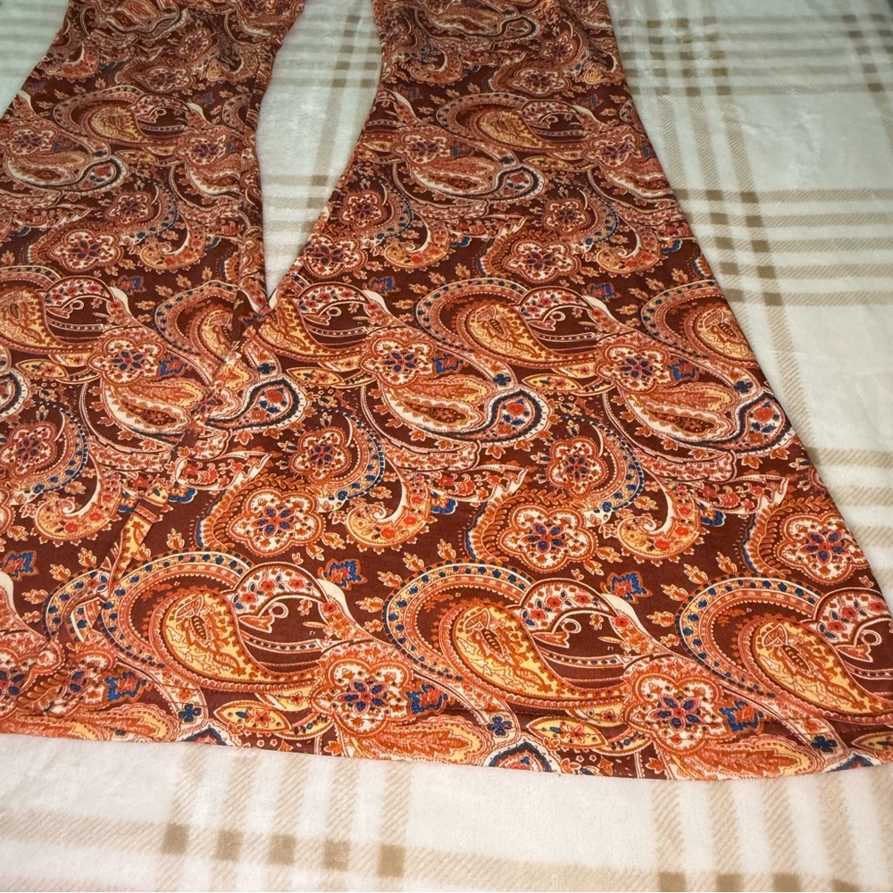 Natural Life Flare Pants Women’s Size XL Red Orange Paisley Print - Picture 6 of 13